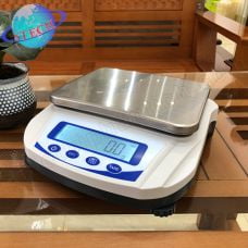 Cân kĩ thuật 1 số 3kg/0.1g Stech International HC-3K1