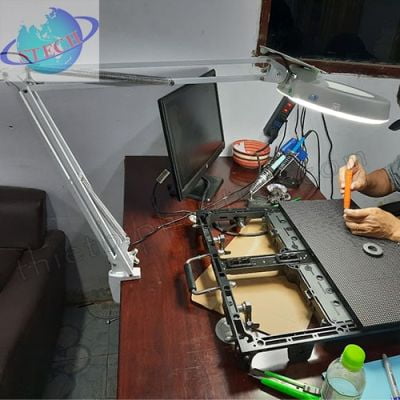 Kính lúp kẹp bàn, thân gập, gương tròn LT-86A 8X Huỳnh quang